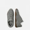 Adidași din piele de căprioară Galaxia Adidași din piele de căprioară Galaxia