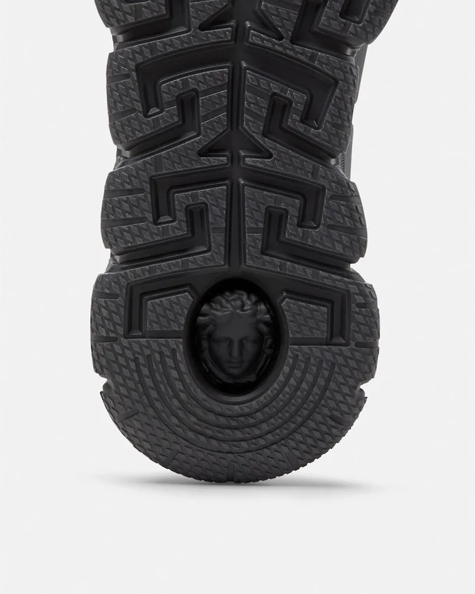 Adidași Trigreca cu efect de șopârlă Adidași Trigreca cu efect de șopârlă