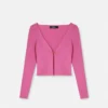 Cardigan ajustat din tricot cu nervuri și ac de siguranță