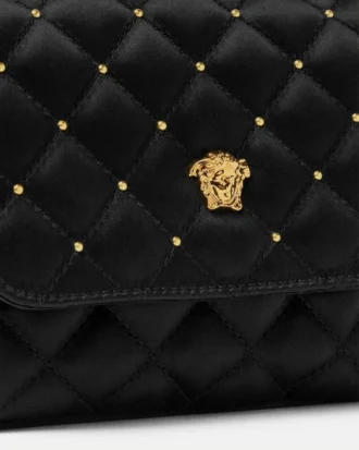 Geantă crossbody din satin matlasat pentru copii Geantă crossbody din satin matlasat pentru copii