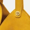 Geantă de umăr din piele de căprioară Protea Geantă de umăr din piele de căprioară Protea