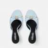 Mule cu baretă Opera din piele lăcuită 85 mm Mule cu baretă Opera din piele lăcuită 85 mm