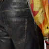 Pantaloni din piele uzată Pantaloni din piele uzată