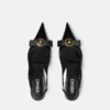 Pantofi cu baretă din piele lăcuită cu fundă Gianni Ribbon 45 mm Pantofi cu baretă din piele lăcuită cu fundă Gianni Ribbon 45 mm
