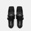 Pantofi cu toc gros Gianni Ribbon din piele lăcuită 55 mm Pantofi cu toc gros Gianni Ribbon din piele lăcuită 55 mm