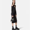 Rochie midi cu decupaj și cataramă barocă Rochie midi cu decupaj și cataramă barocă