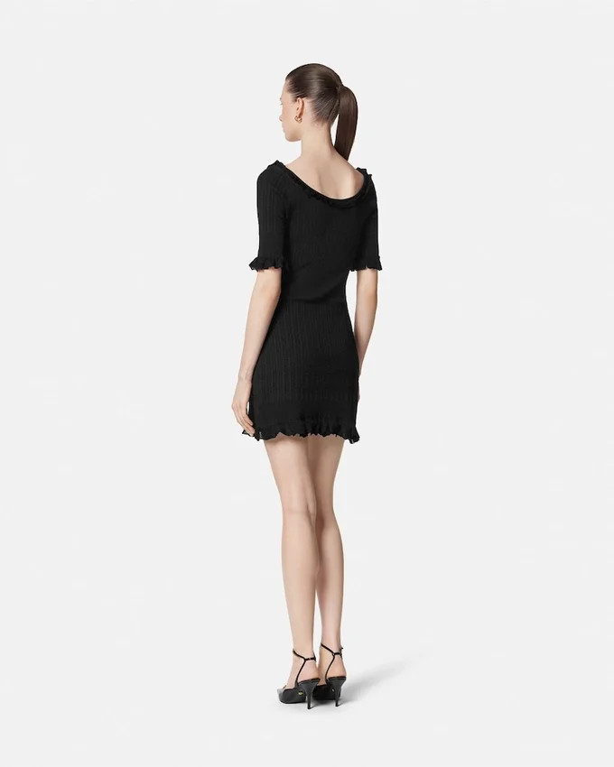 Rochie mini evazată din tricot cu ac de siguranță Rochie mini evazată din tricot cu ac de siguranță