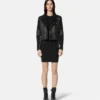 Rochie tip tricou cu emblemă în formă de V Rochie tip tricou cu emblemă în formă de V