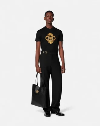 Tricou brodat cu motiv arhitectural baroc