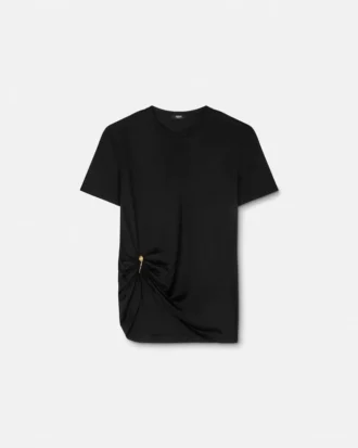 Tricou drapat cu ac de siguranță